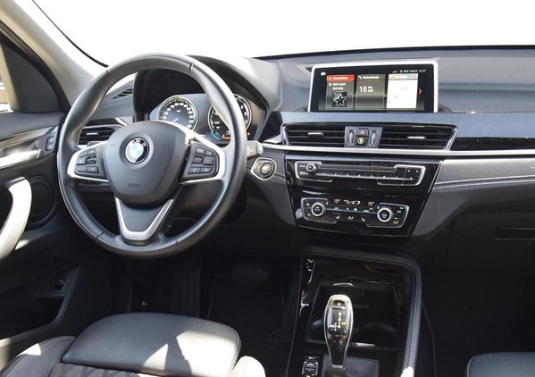 BMW X1 cena 119900 przebieg: 56380, rok produkcji 2019 z Ćmielów małe 137